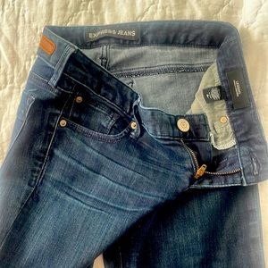 Express Stella Low Rise Size 2R